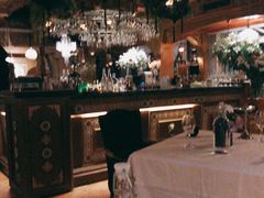 -火车头法国西餐厅