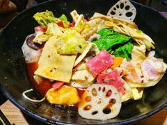 -万记麻辣烫国展总店