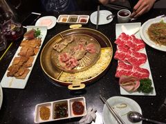 -猪啊牛呀羊啊铜盘烤肉(正大广场店)