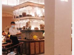 -来龙里 精致 东南亚餐室(万象城店)