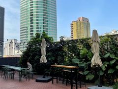 -极光口腔·矫正种植修复(锦江店)