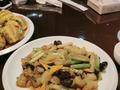 -喜乐餐厅•灯笼虾球首创者•本地小海鲜(二马路店)