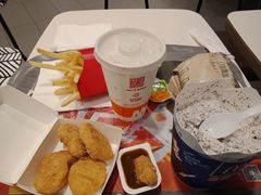 -麦当劳(百联西郊购物中心店)