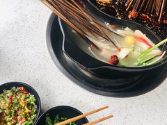 -钢管厂五区小郡肝串串香(蜀都万达店)