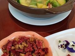 -云南荟·湖畔领宴(领事馆店)