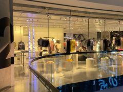 -NIKE品牌体验店(南京东路店)