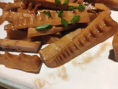 -弄堂小笼包(西青中北永旺购物中心店)