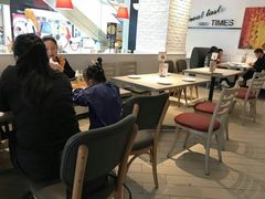 大堂-必胜客(桐乡吾悦广场店)