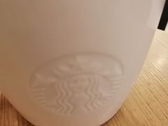 -星巴克臻选(威海威高广场店)