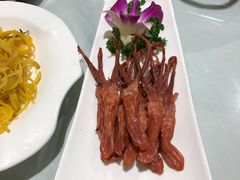 -梅花香里大酒店(郁金香路店)