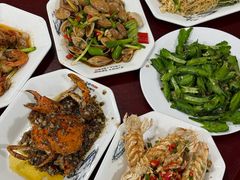 -岛中岛·海鲜大排档·万宁老字号(东澳店)