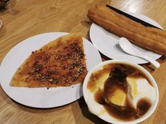 豆腐脑油条-伊喜饺子·烤鸭(五道口学院路店)
