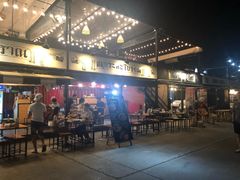 -席娜卡琳火车铁道夜市