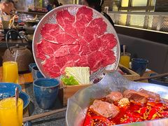 -湊湊火锅·茶憩(南京东路悦荟店)