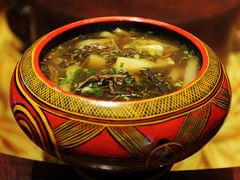 彝家酸菜洋芋鸡汤-阿斯牛牛十二餐厅•四季餐厅(民族大道店)