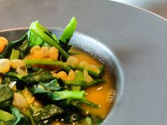 豌豆黄浸豌豆尖-半山腰·云南菜(侨福芳草地店)
