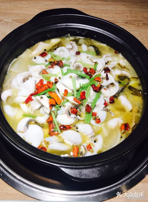 百岁•我家酸菜鱼(曲阳家乐福店)-招牌酸菜鱼-菜-招牌酸菜鱼图片-上