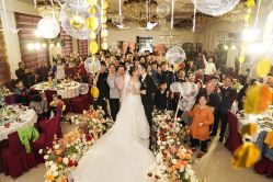 -Flora婚纱礼服定制租赁店