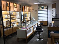 -LOGO眼镜·蔡司品牌折扣店(龙华清湖店)