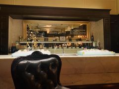 -LONG BAR 廊吧(外滩华尔道夫酒店)