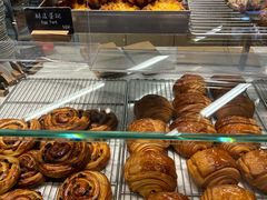 -麦田工坊(月湖店)