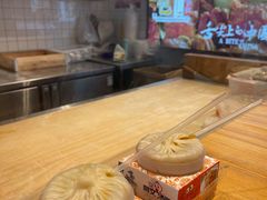 -阿文汤包蟹黄汤包(豫园商城店)