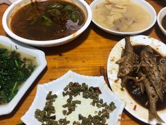-山里人家土菜馆(茅山店)