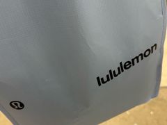 -lululemon(上海浦东IFC店)