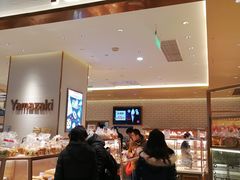 门面-山崎面包(静安久光店)