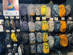 -迪卡侬(西三旗店)