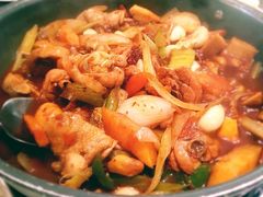 焖去骨鸡腿肉-猪啊牛呀羊啊铜盘烤肉(正大广场店)