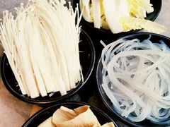 -蛙小侠·沸腾砂锅(西关新天地店)