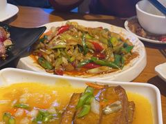 -隔壁老王·家常云南菜(花巷店)