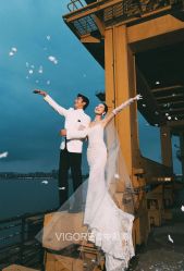 -雪中彩影婚纱摄影·微光艺术中心