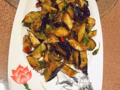 -大胡同天津菜·海肠捞饭·津门皮皮虾锅贴一绝(西姜井店)