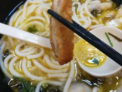 特色酸菜鱼粉-鑫花溪牛肉米粉(凤凰街创始总店)