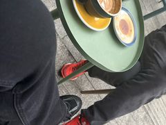 -Be Lived Cafe比例咖啡(摩天轮店)