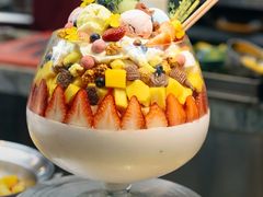 -卡地亚(八佰伴专业腕表店)
