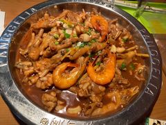 牛蛙煲-胖哥俩肉蟹煲(河北勒泰购物中心店)