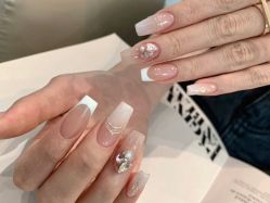-LILY NAILS美甲美睫