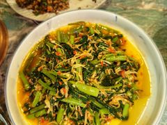 酸笋炒空心菜-浩海火烧云傣家菜(京广店)