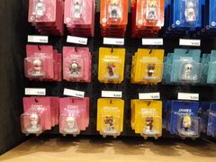 -LINE FRIENDS Garosu-gil Flagship Store