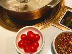 -润园四季椰子鸡火锅(卓越INTOWN店)