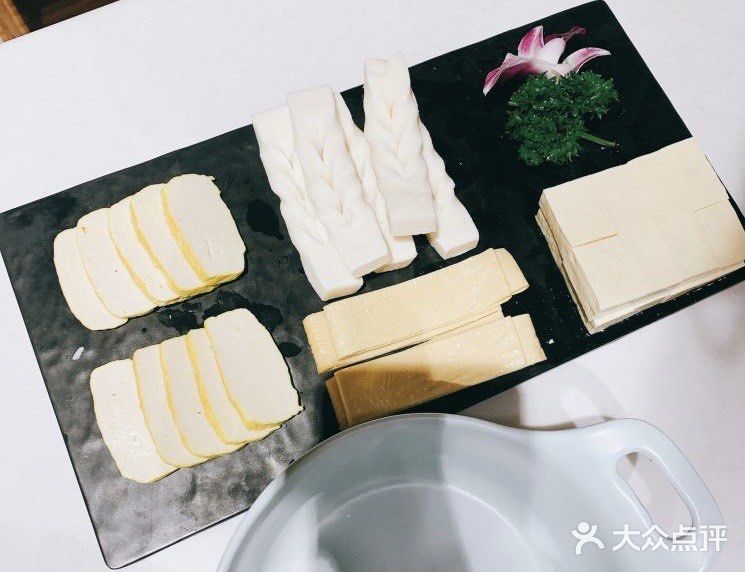 小街猪手(团结湖店)云南豆腐拼盘图片