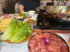 -鲜入围煮花胶鸡海鲜火锅