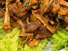 -八两八金·莱芜特色炒鸡(市南漳浦路店)
