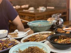 -临街徽菜馆·正宗黄山味