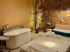 -快乐大桶水养生足浴SPA(前兴路店)