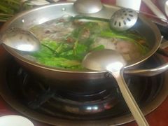 -老石黑山羊毛驴肉火锅(金凯广场店)
