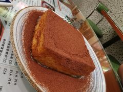 小龙凤漏奶华-小龍鳳餐室(番禺路店)